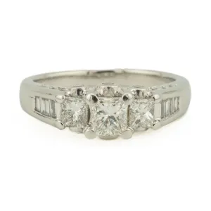 0.40ctw H/SI1 Princess Cut Diamond & 0.88ctw Diamond Accented Engagement Ring in Platinum - Size 6