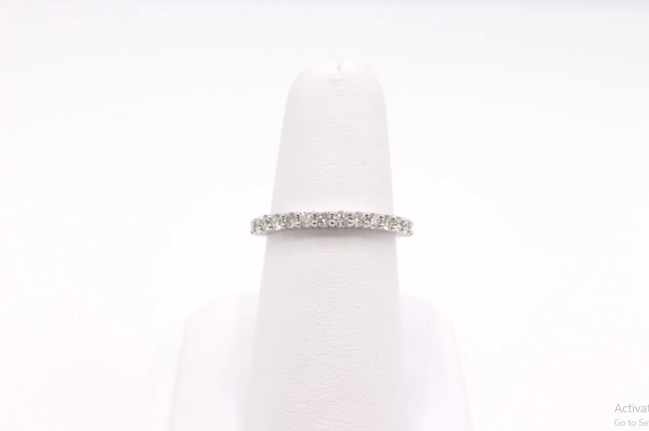 0.50-14K White Gol Diamond Women’s Wedding & Engagement Band