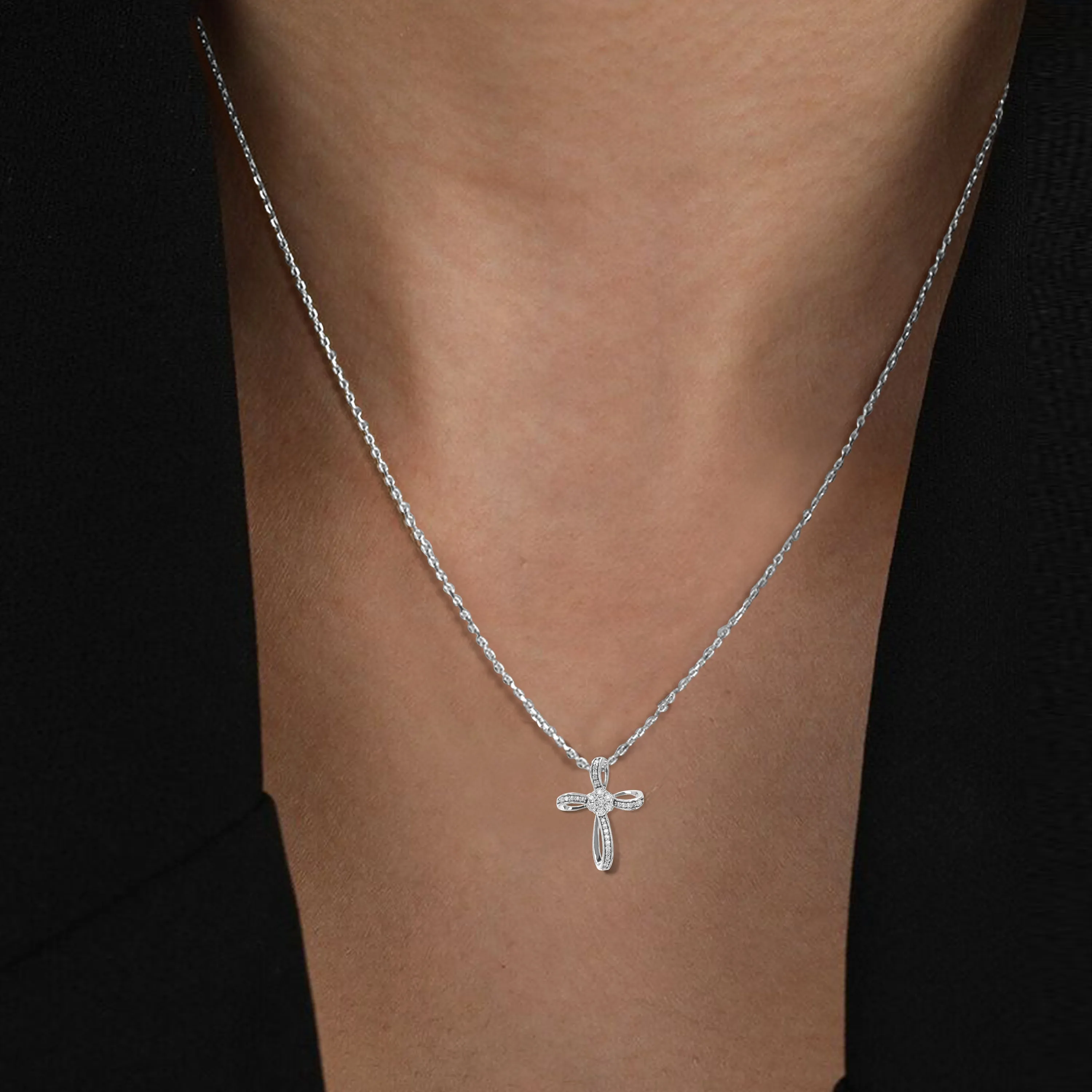 1/6 cttw Lab Grown Diamond Cluster Cross Pendant Sterling Silver