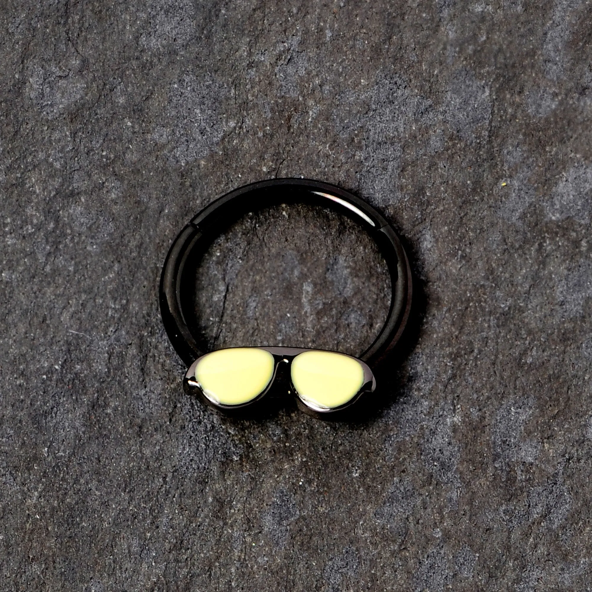 16 Gauge 3/8 Black Yellow Aviator Sunglasses Hinged Segment Ring