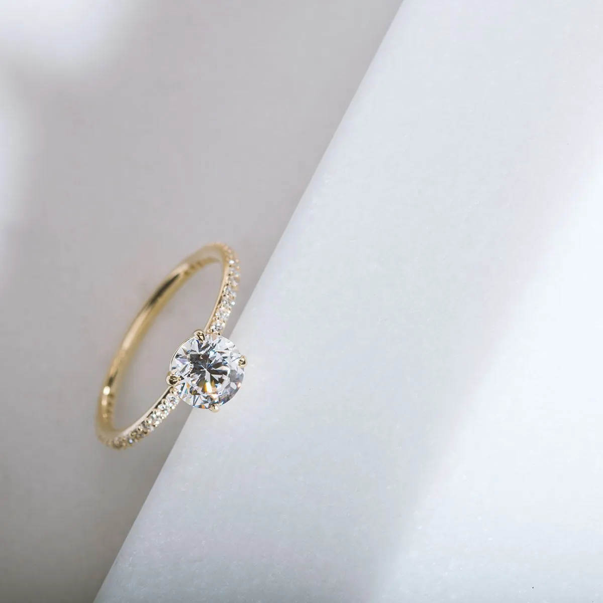 18K Gold 4-Prong Pave Diamond Ring Mount