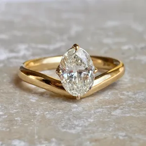 18KT Yellow Gold Oval Yellow Fancy 1.31CT Diamond Chevron Band Ring