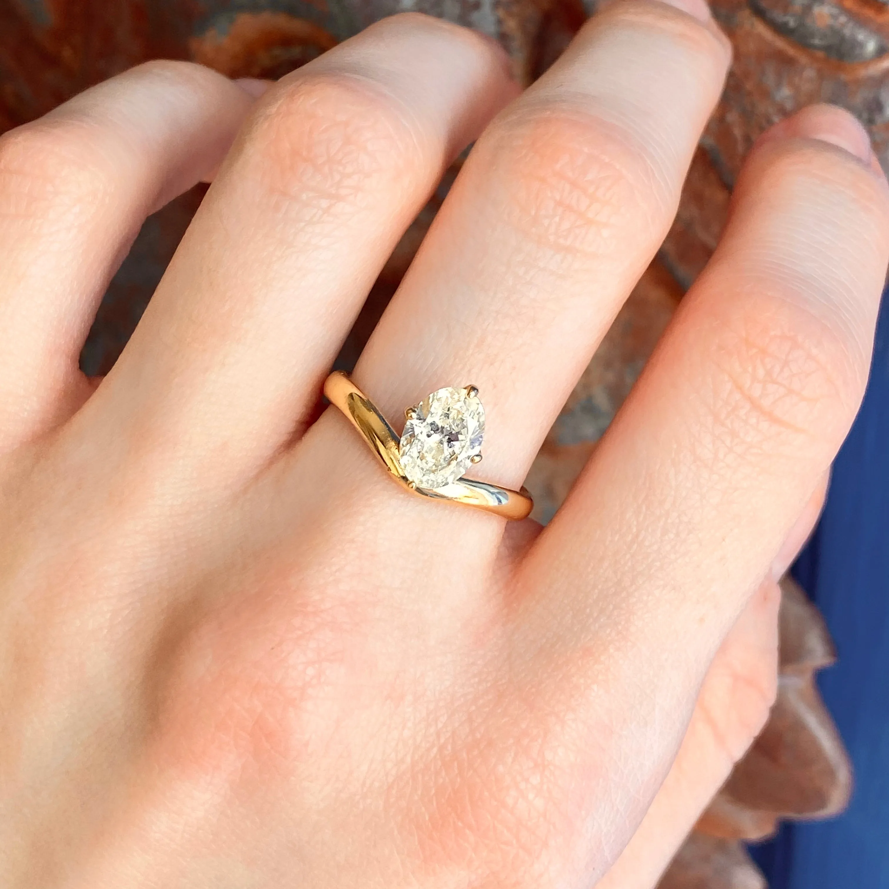 18KT Yellow Gold Oval Yellow Fancy 1.31CT Diamond Chevron Band Ring