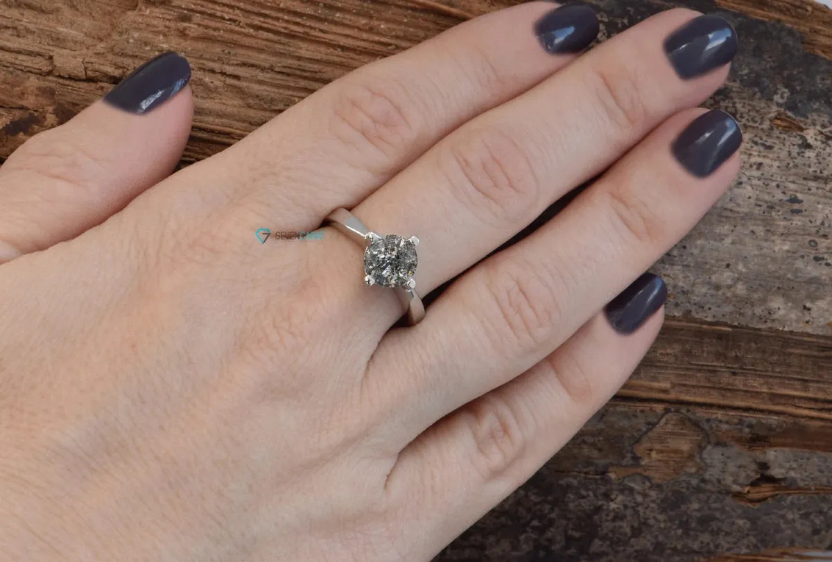 2.12 ct Salt and Pepper  diamond ring- Gray Diamond