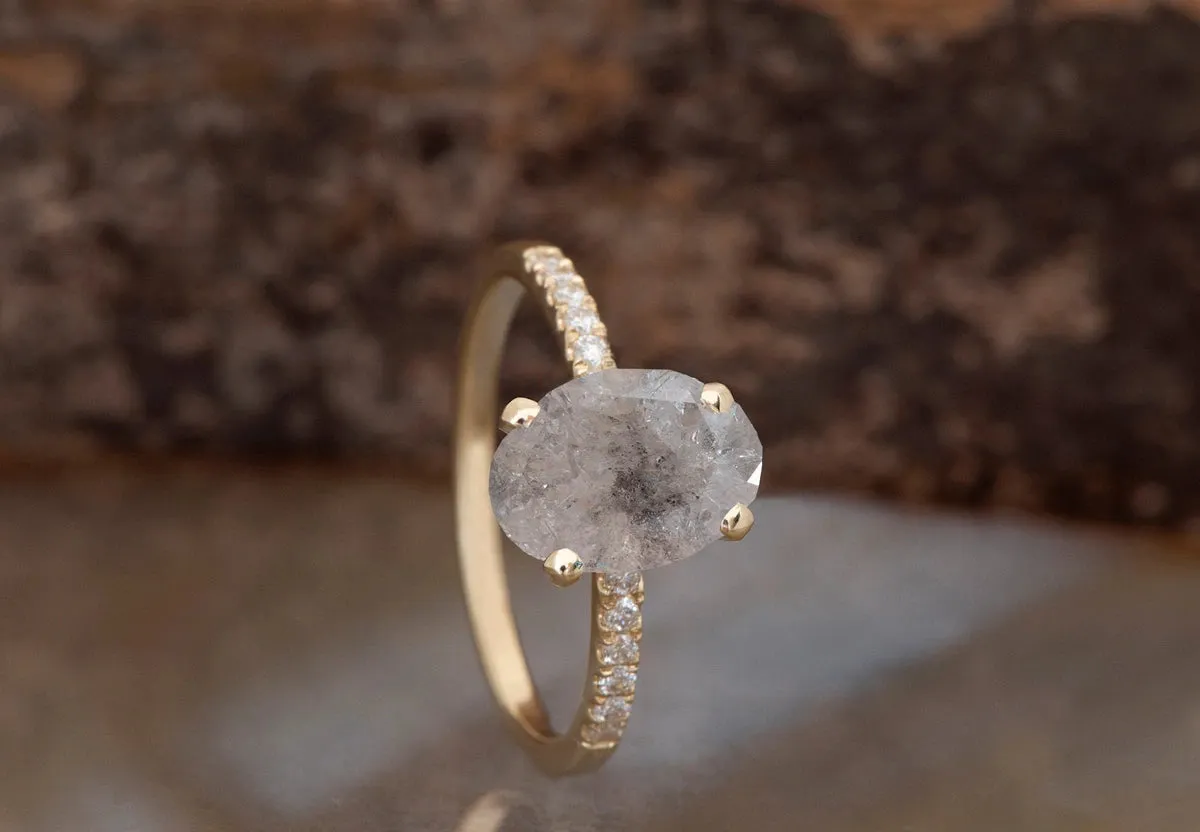 2.60 ct Salt and Pepper oval shape diamond engagement ring - 14k 18K Yellow Gold