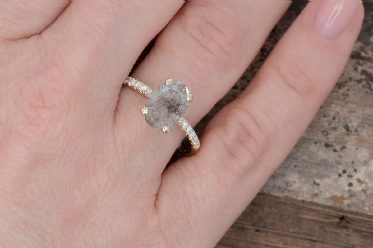 2.60 ct Salt and Pepper oval shape diamond engagement ring - 14k 18K Yellow Gold
