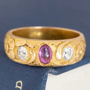 .85ctw Antique Cabochon Sapphire & Diamond Engraved Band