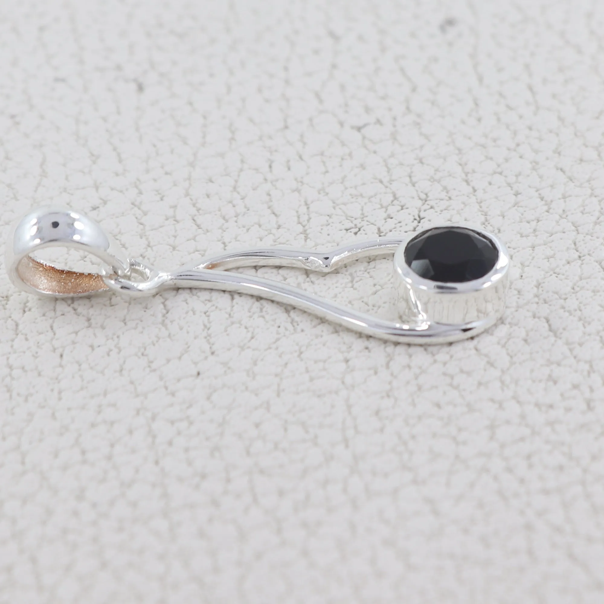 925 Starling Silver Black Onyx Pendant