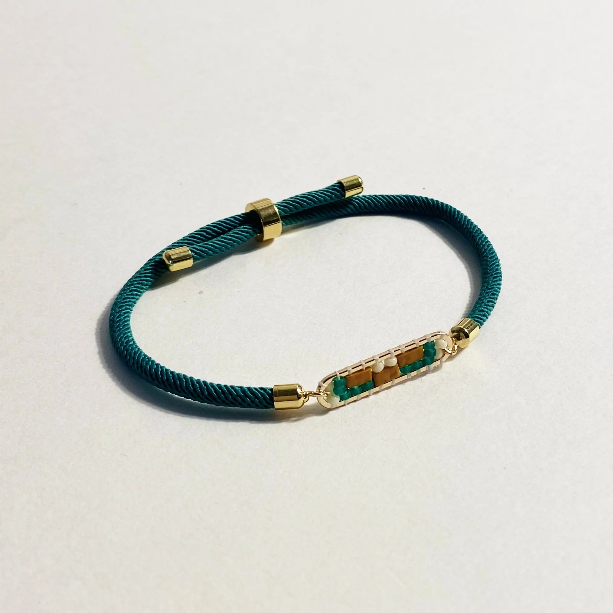 Abstract Bracelet in Daisy
