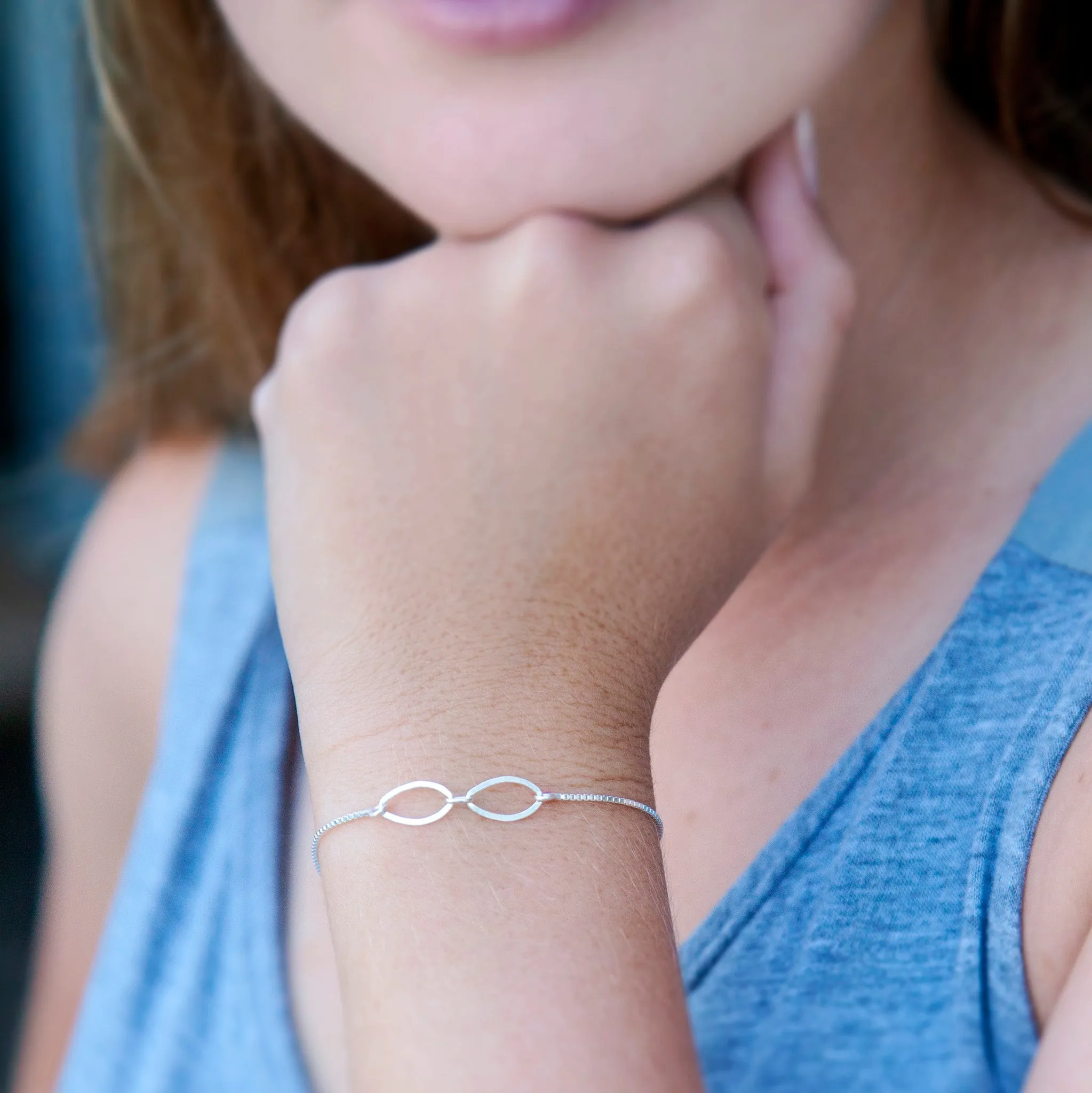 “Best Friends” Sterling Silver Bolo Bracelet on Personalized Jewelry Card