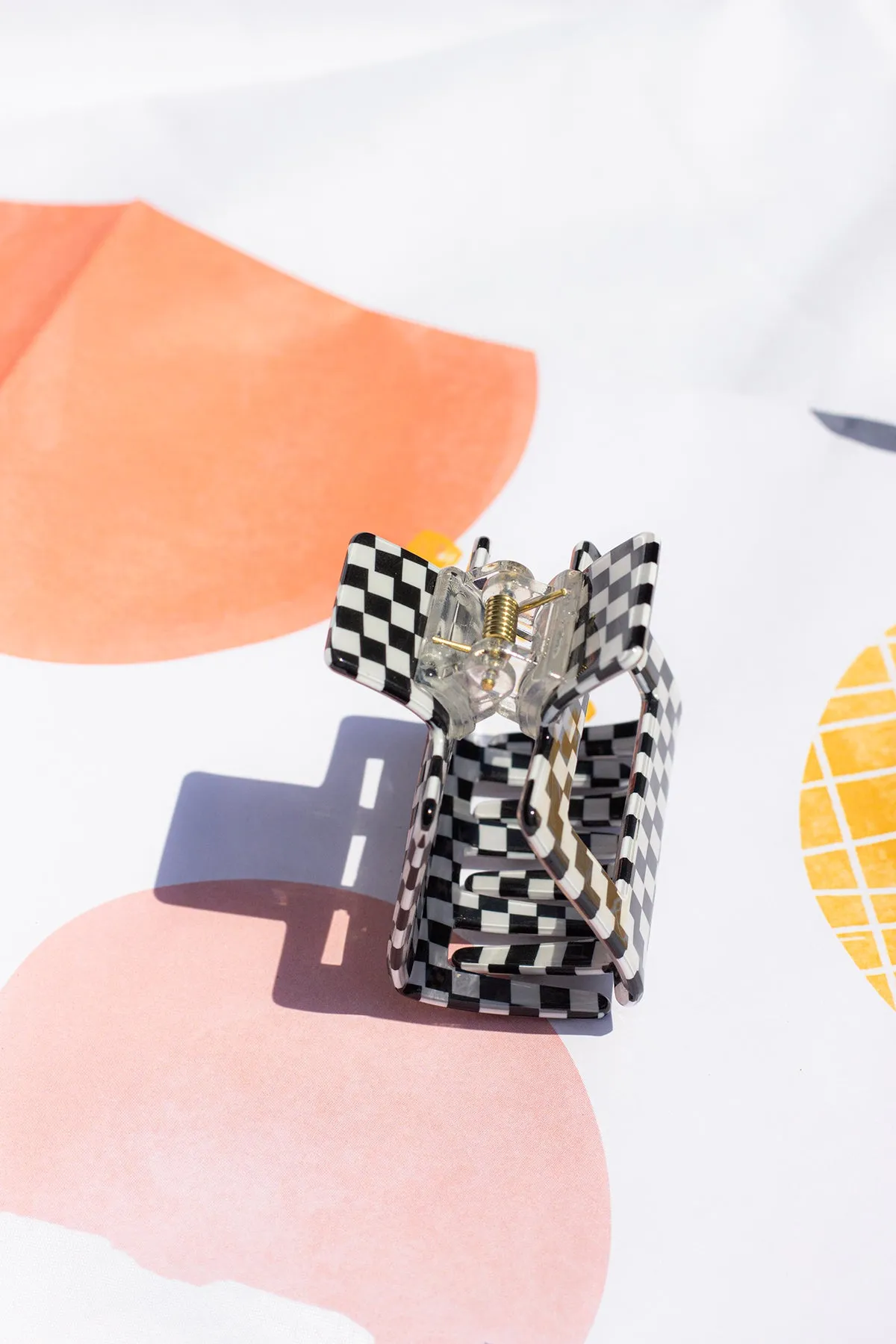 Checkerboard Print Cut Out Rectangle Claw Hair Clip