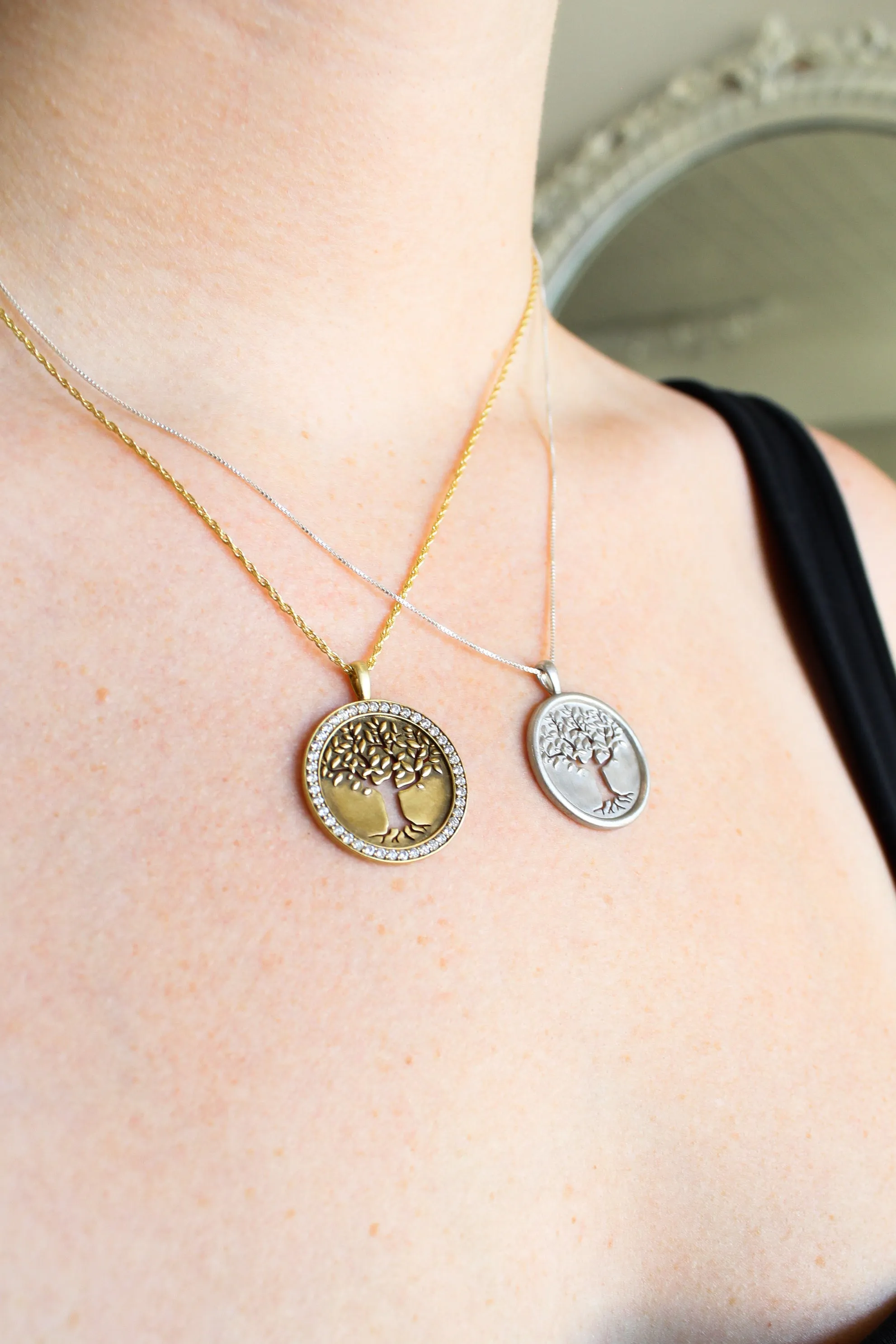 Cherish Austin 14k Live Oak Pendant WG Pendant w/SS Chain