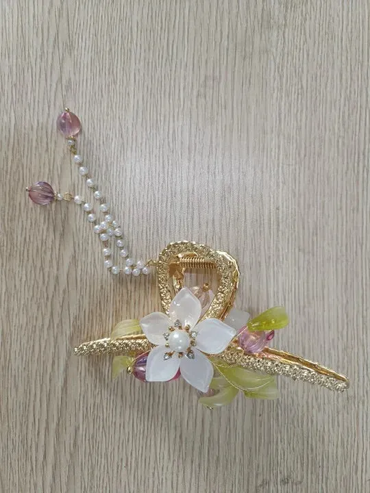 Chic Tassel Butterfly Pearl Clip