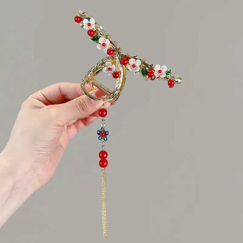 Chic Tassel Butterfly Pearl Clip