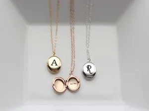Children's Engraved Locket: Oval