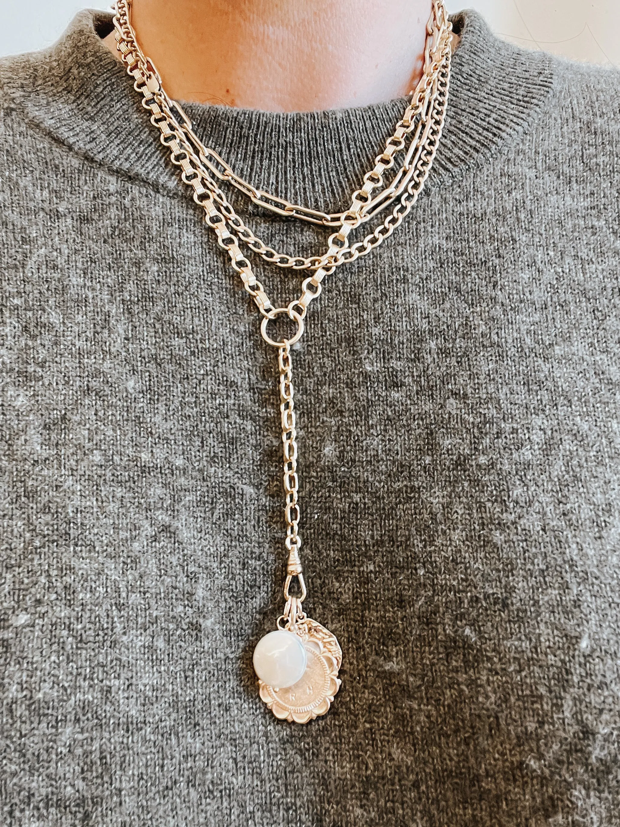 CIARA CHARM NECKLACE
