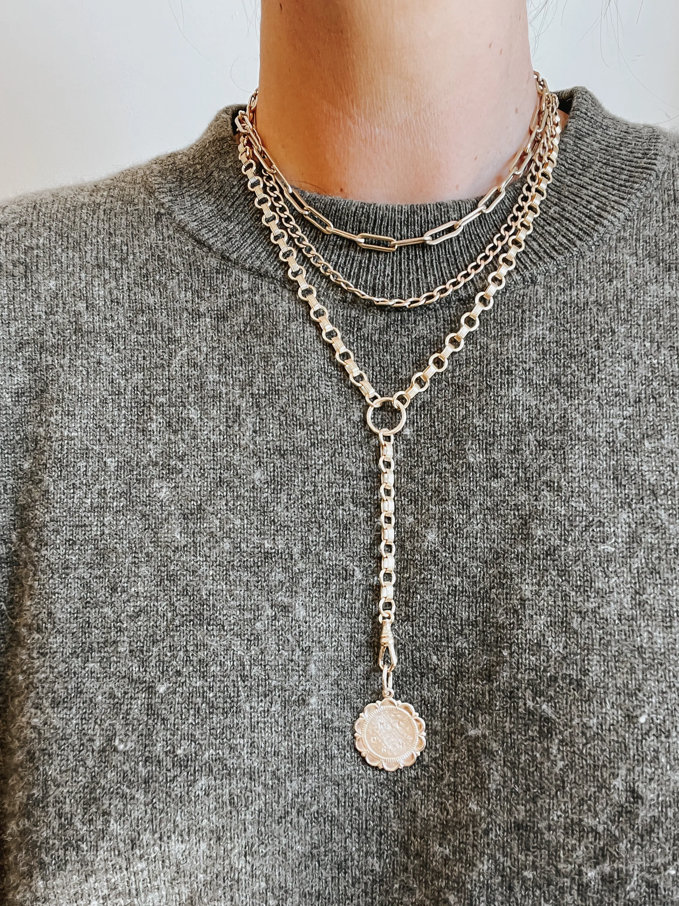 CIARA CHARM NECKLACE