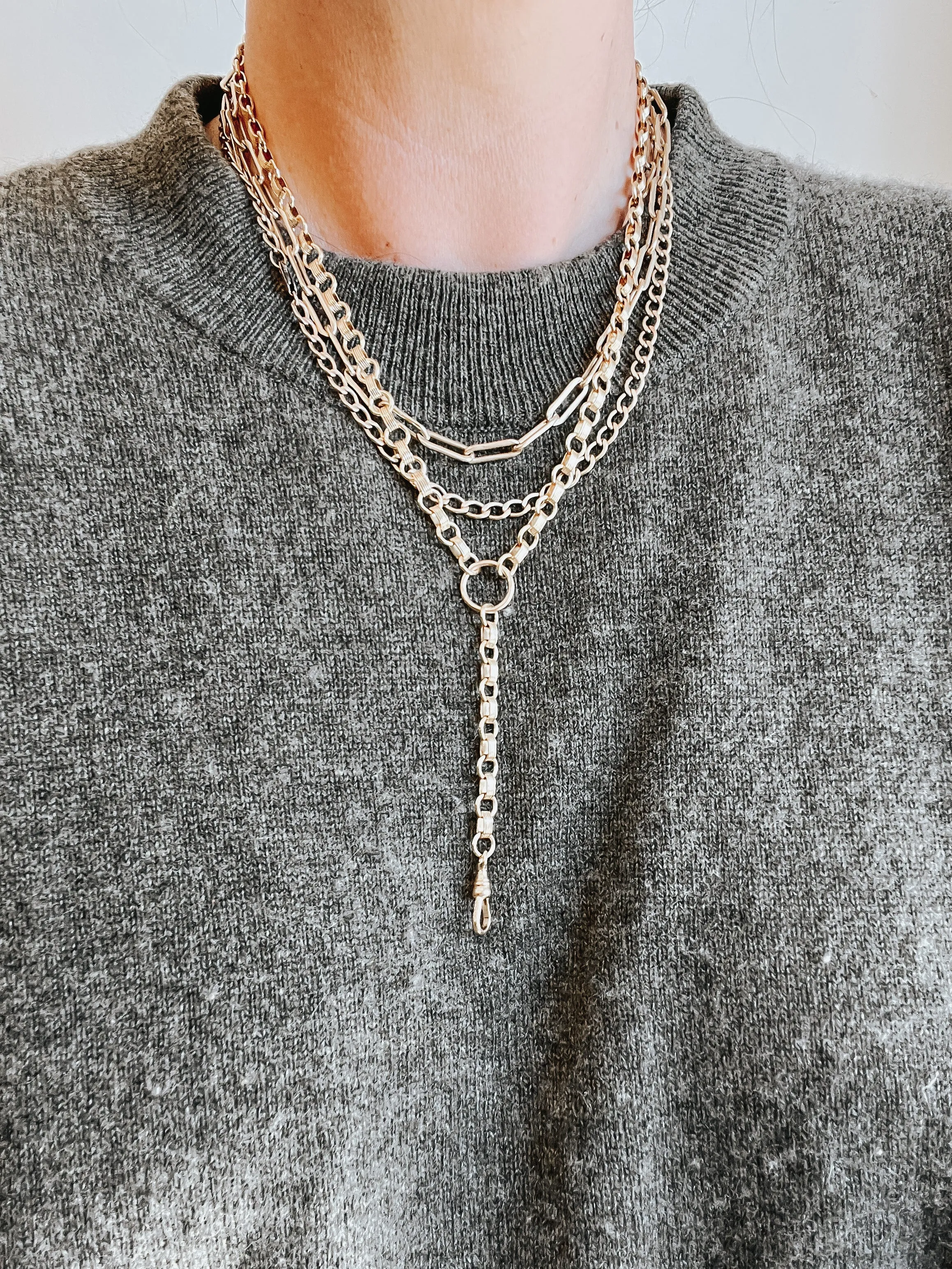 CIARA CHARM NECKLACE