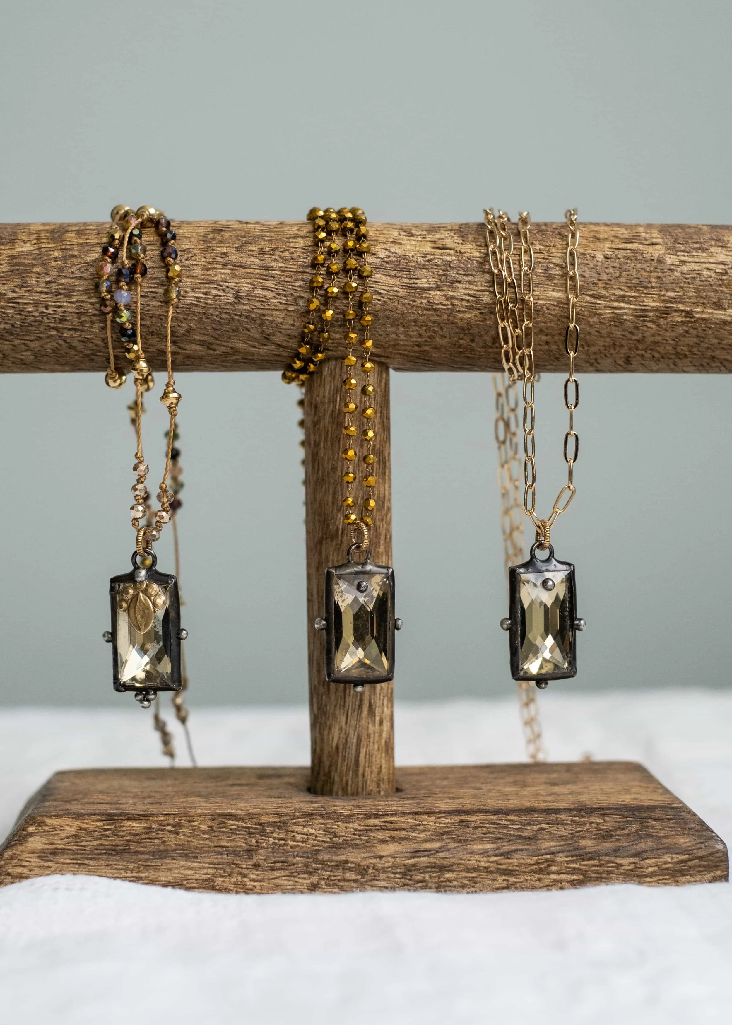 Cristal Doré Necklace