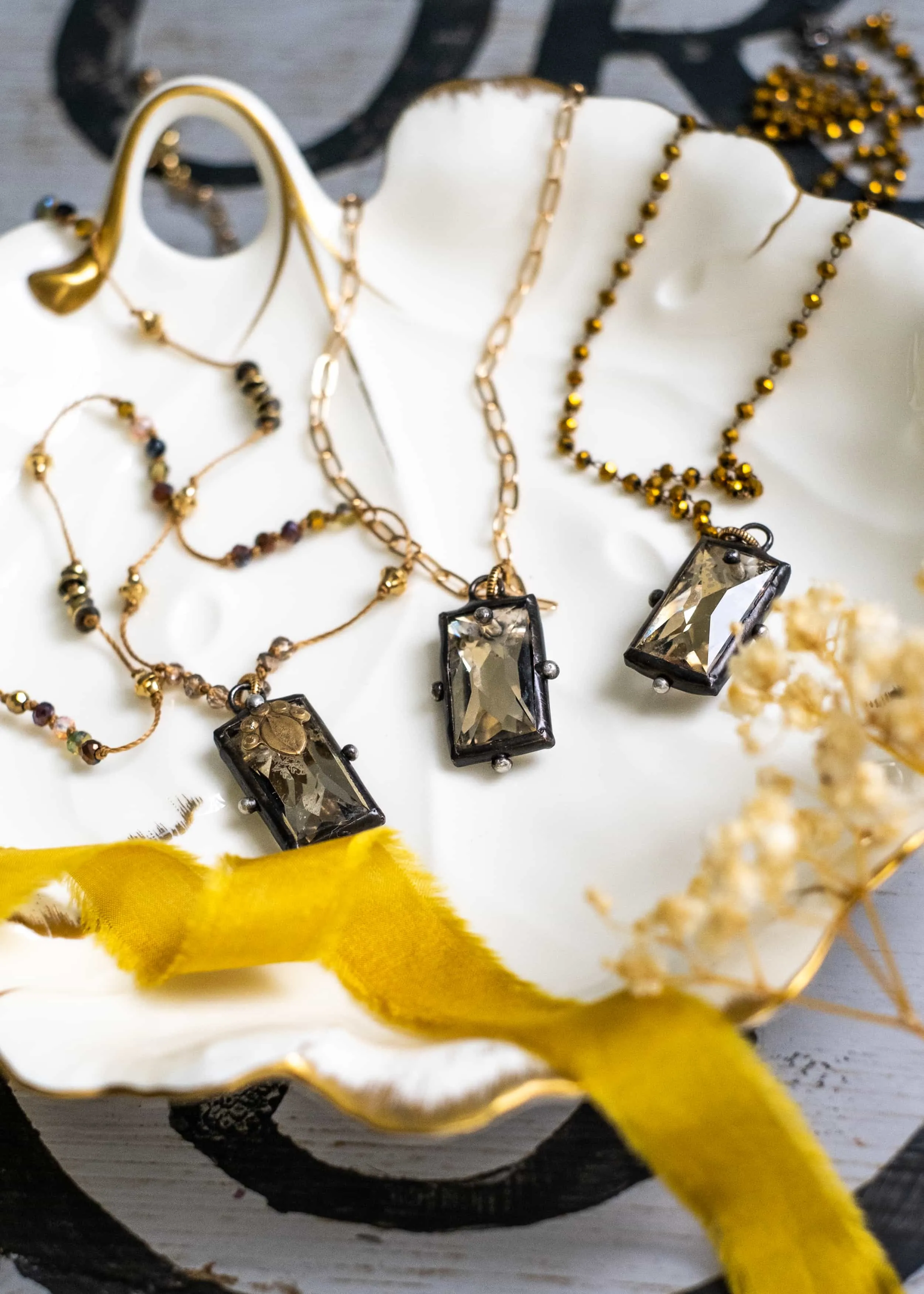 Cristal Doré Necklace