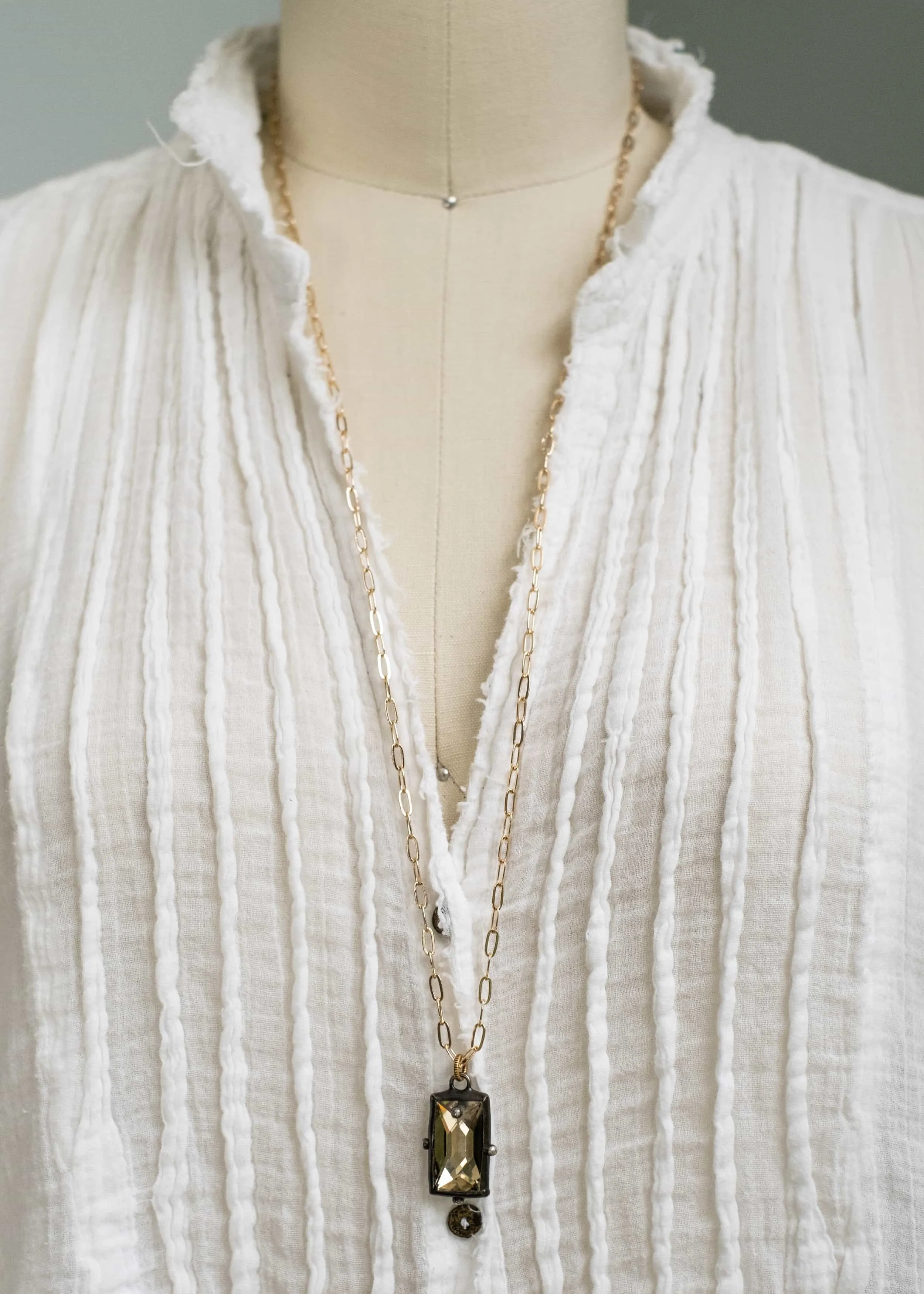 Cristal Doré Necklace