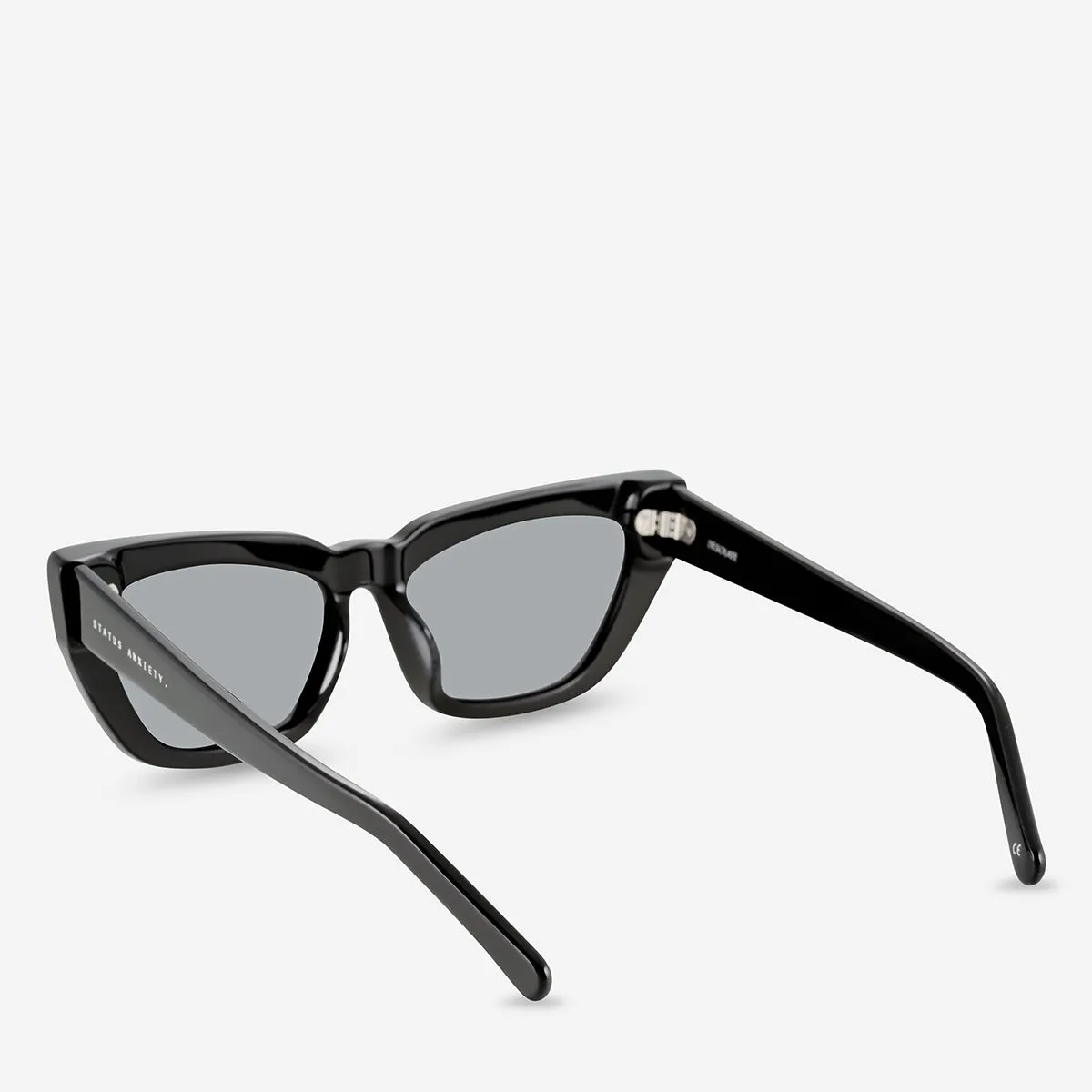 Desolate Sunglasses - Black