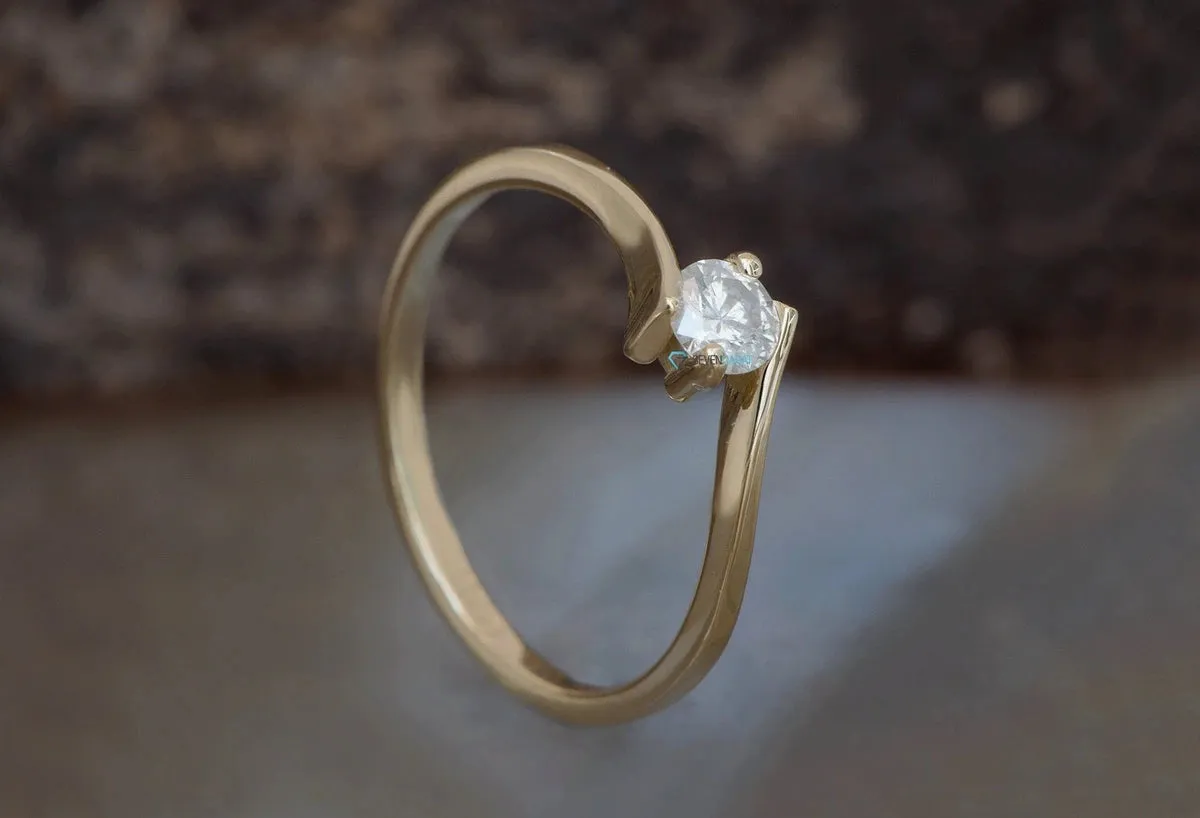 Diamond Engagement Ring-Solitaire ring- 14K Yellow Gold-Small womens ring-Wedding Jewelry-Promise ring-Wedding&engagement-Bridal Jeweler