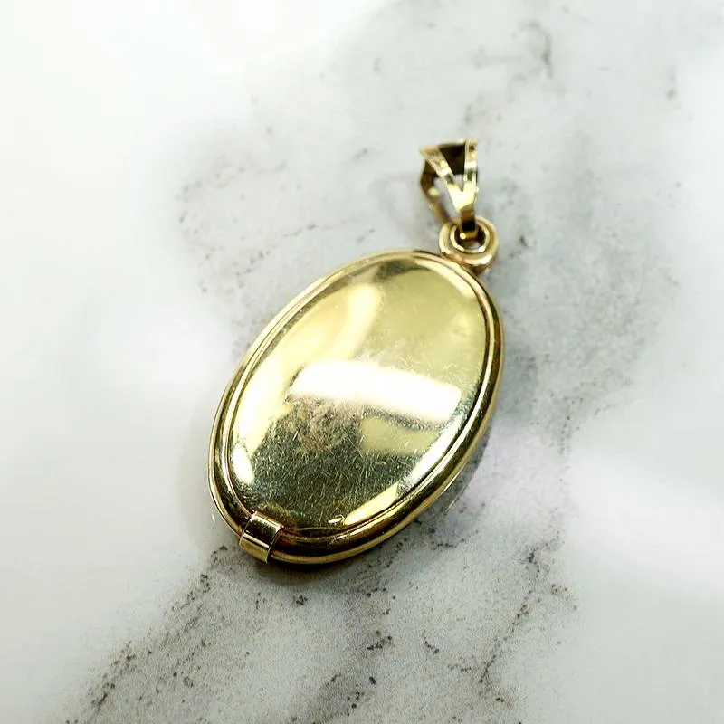 Engraved Gold Swivel Locket from UnoAErre