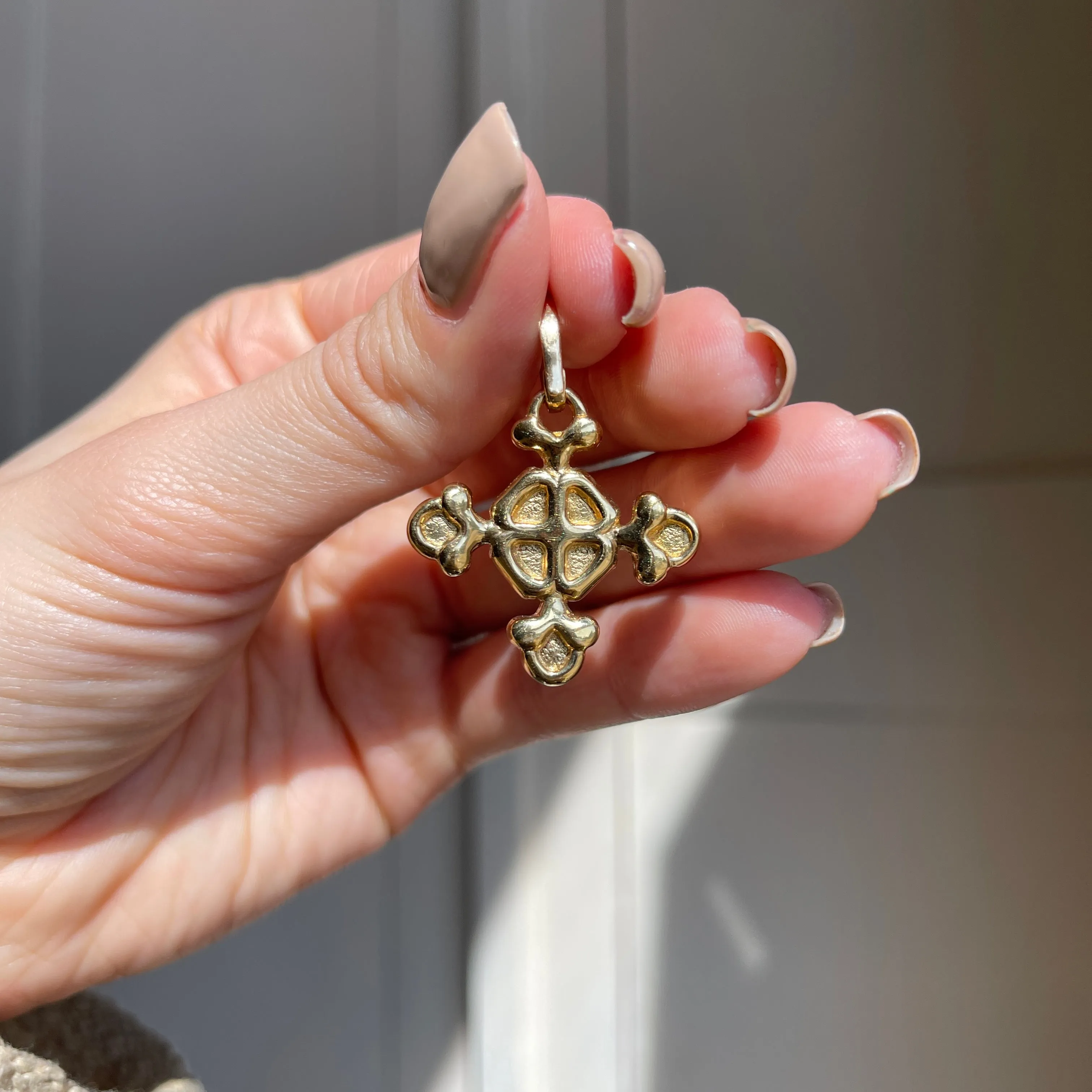 Estate 14KT Yellow Gold Byzantine Electroform Maltese Cross Pendant Leather Necklace