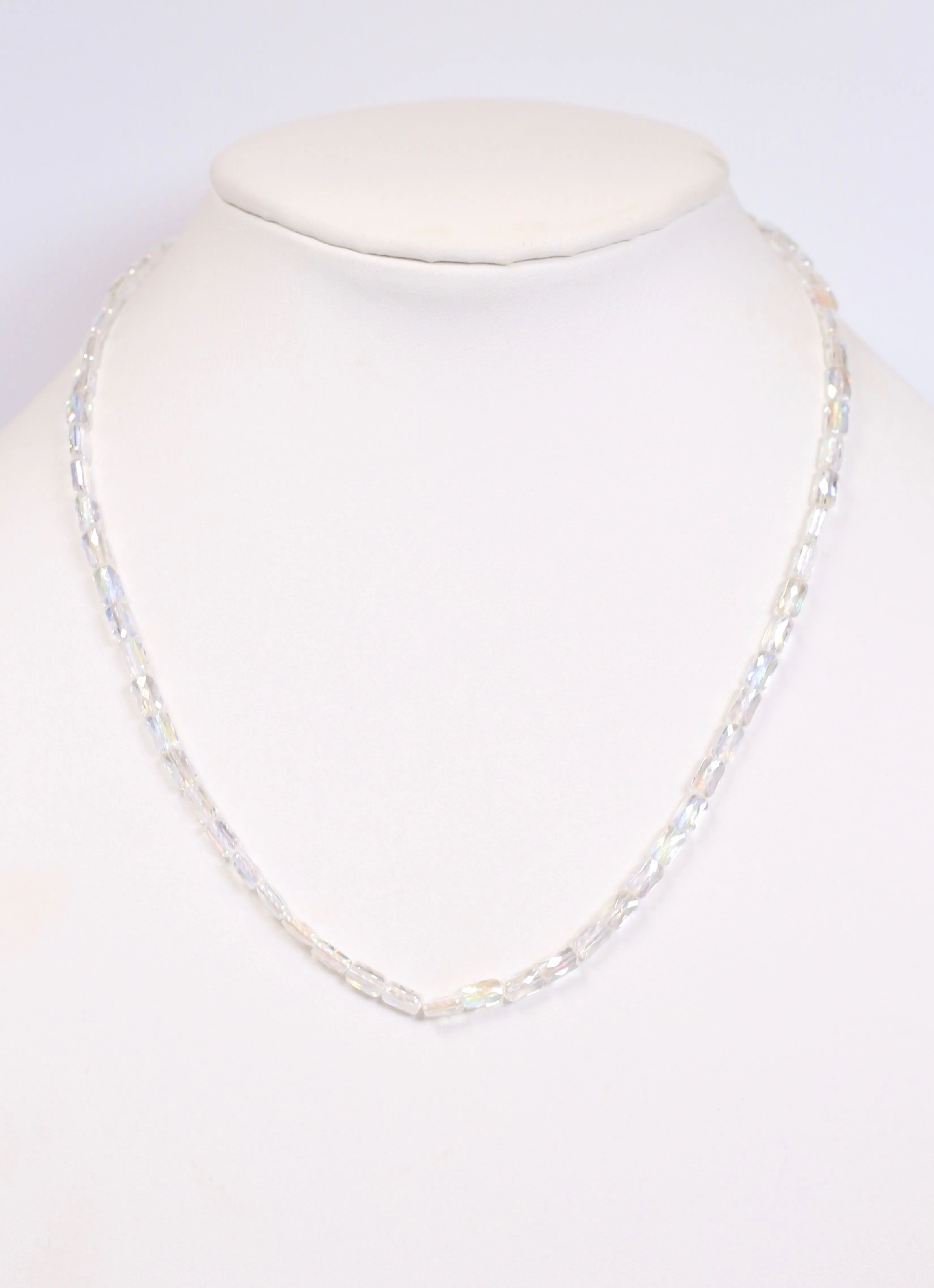 Everette Glass Bead Necklace Clear Opal