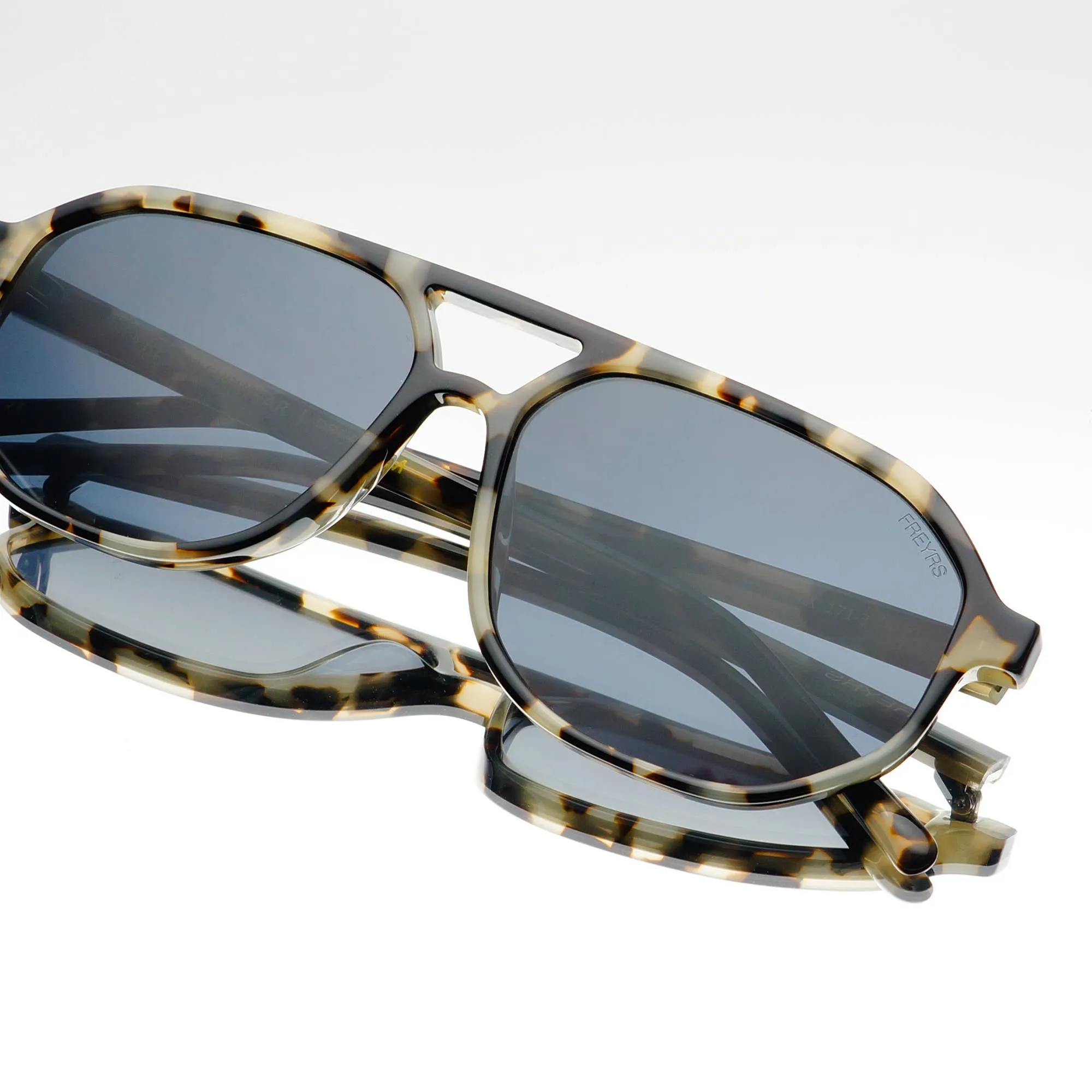 Fenix Aviator Sunglasses - Gray Tortoise