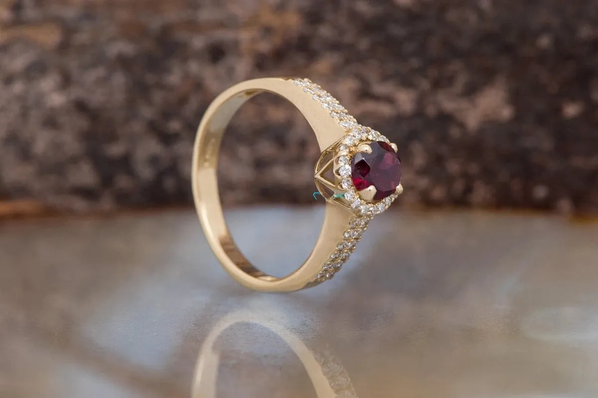 Garnet engagement ring-Garnet ring-Garnet engagement ring vintage- Promise ring-Branch engagement ring-Vintage wedding ring-Anniversary ring