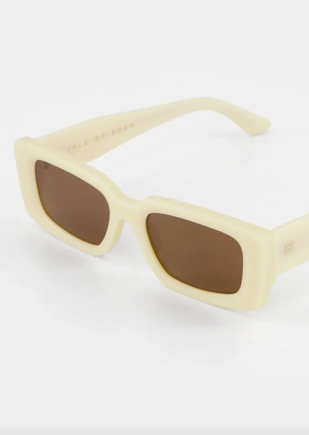 Isle of Eden Goldie Ivory