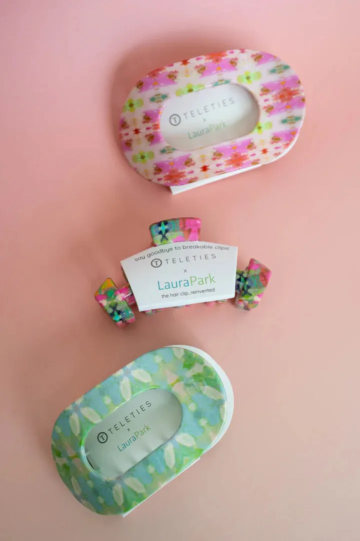 Large Teleties x Laura Park Flat Oval Clip - Elephant Falls