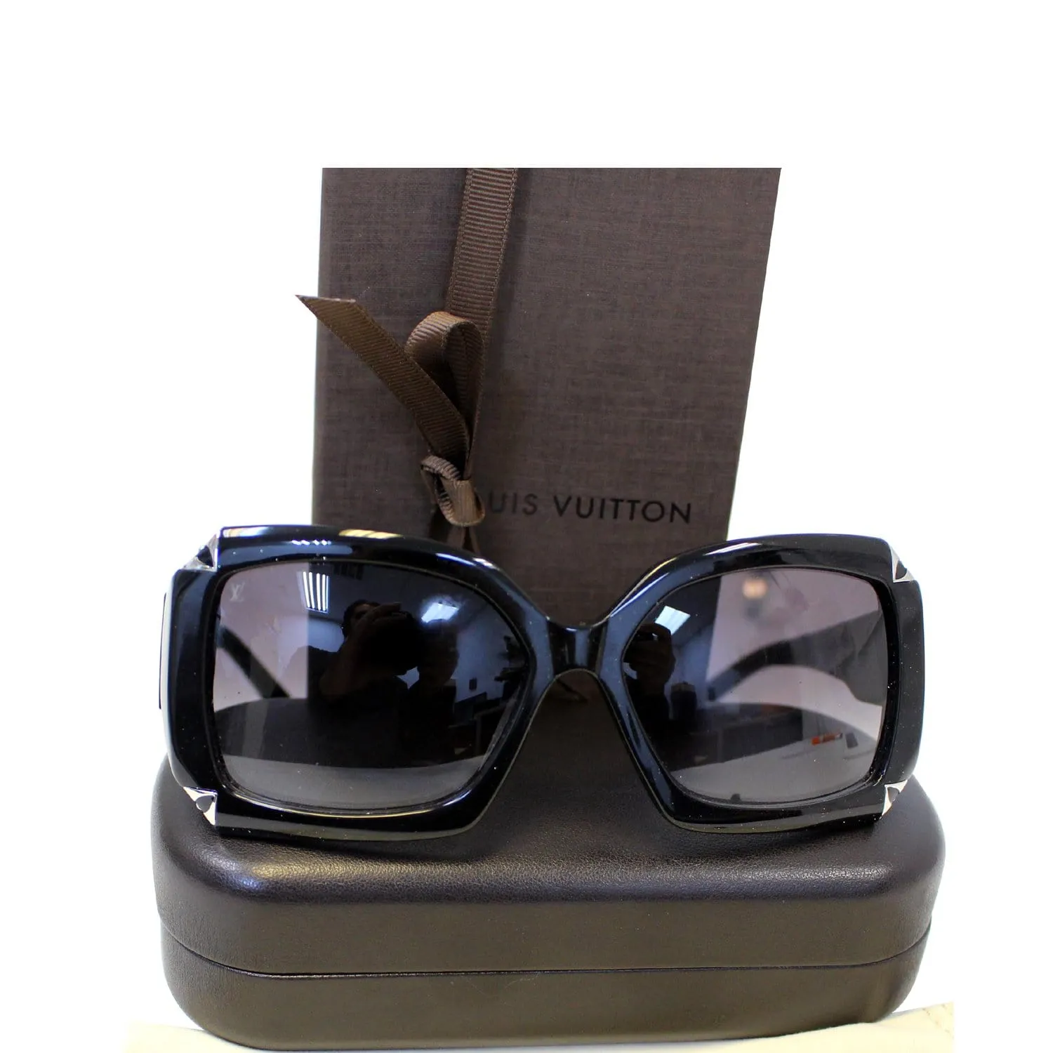 LOUIS VUITTON Hortensia Sunglasses Black