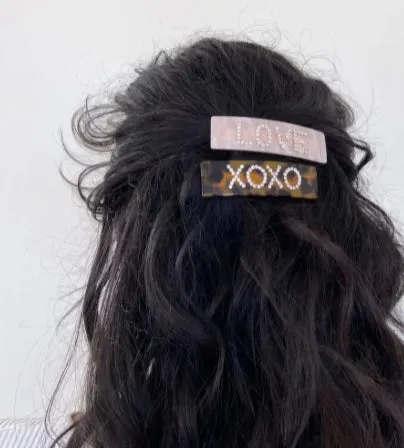 LOVE   XOXO HAIR CLIPS