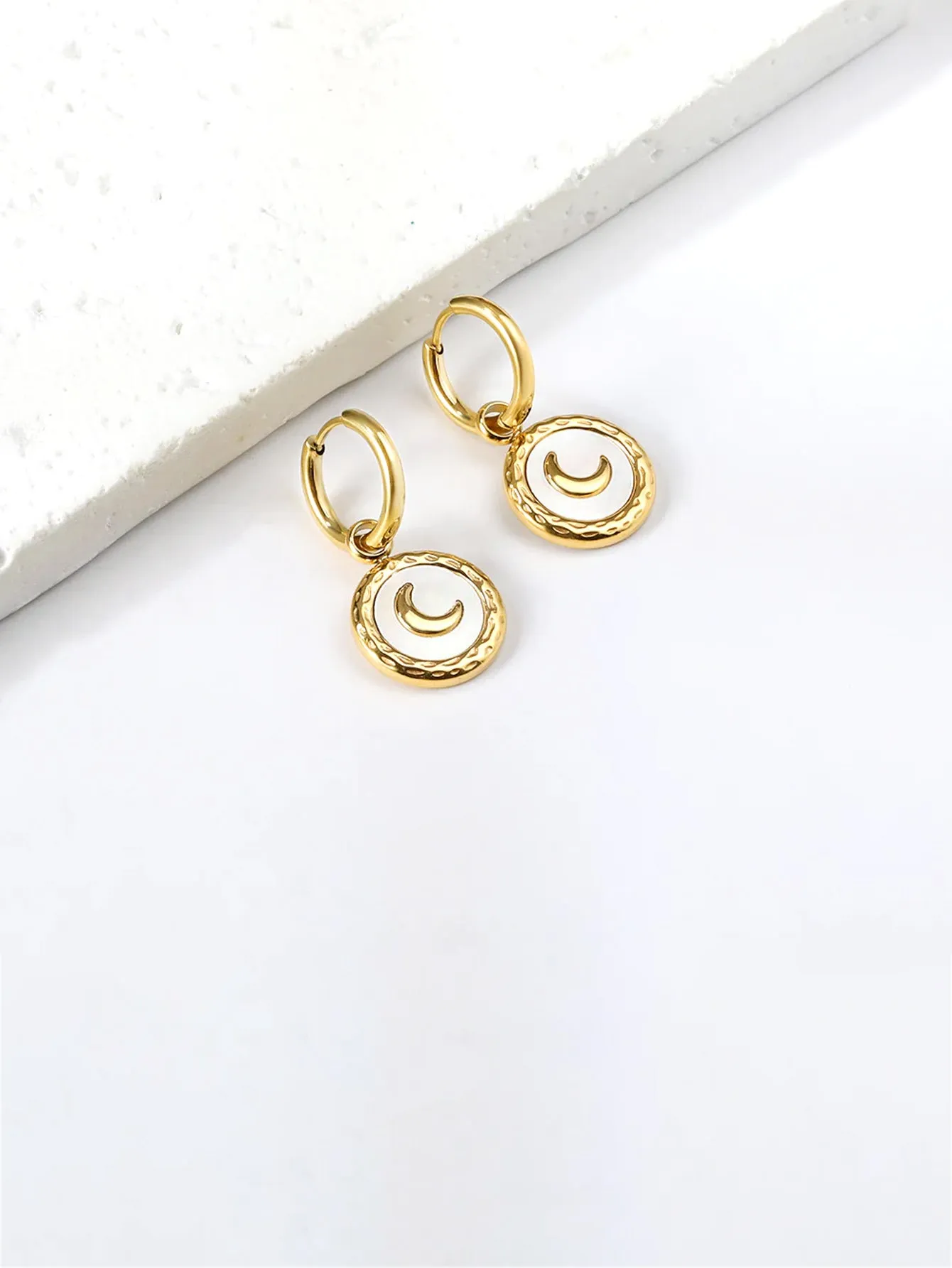 Moon Engraved Coin Charm Drop Earrings - FD ⚡