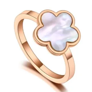 Mother of Pearl Gold Clover Ring – Maestro Hennessy ®
