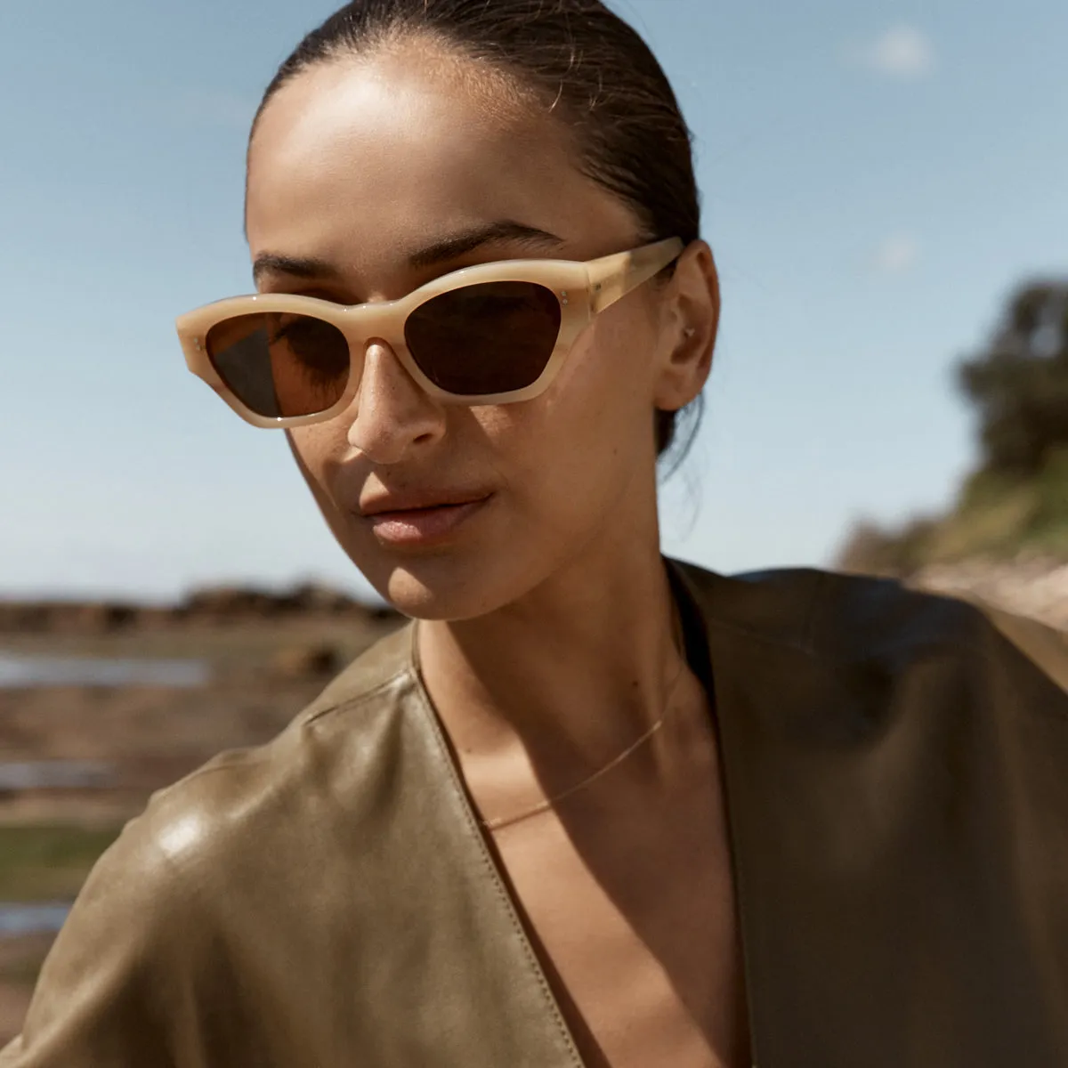 Otherworldly Sunglasses - Blonde