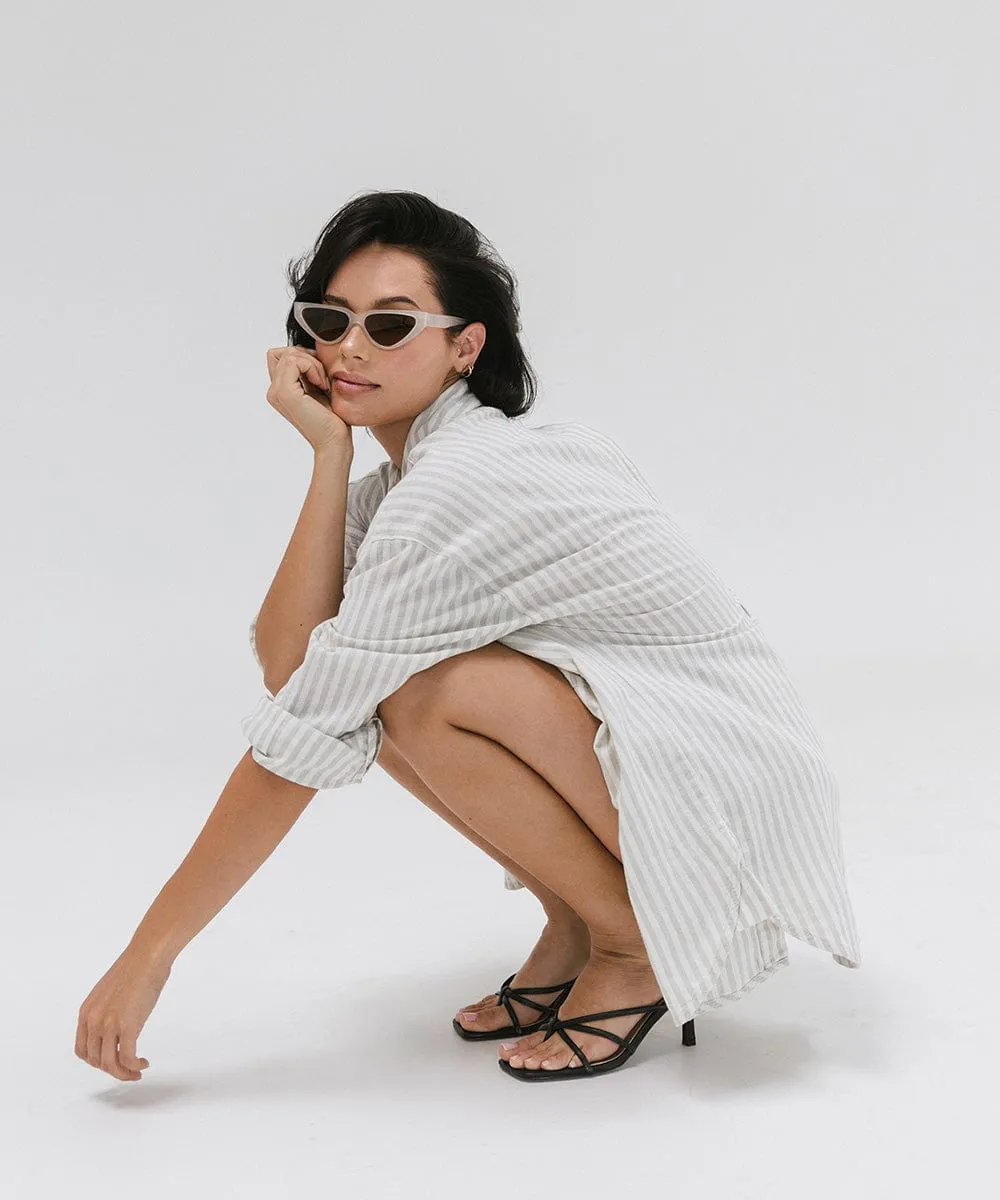 Pamela Cat Eye Sunglasses - Light Grey BLEMISHED