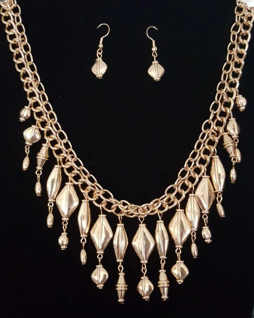 Paparazzi Trinket Trade Earrings Gold