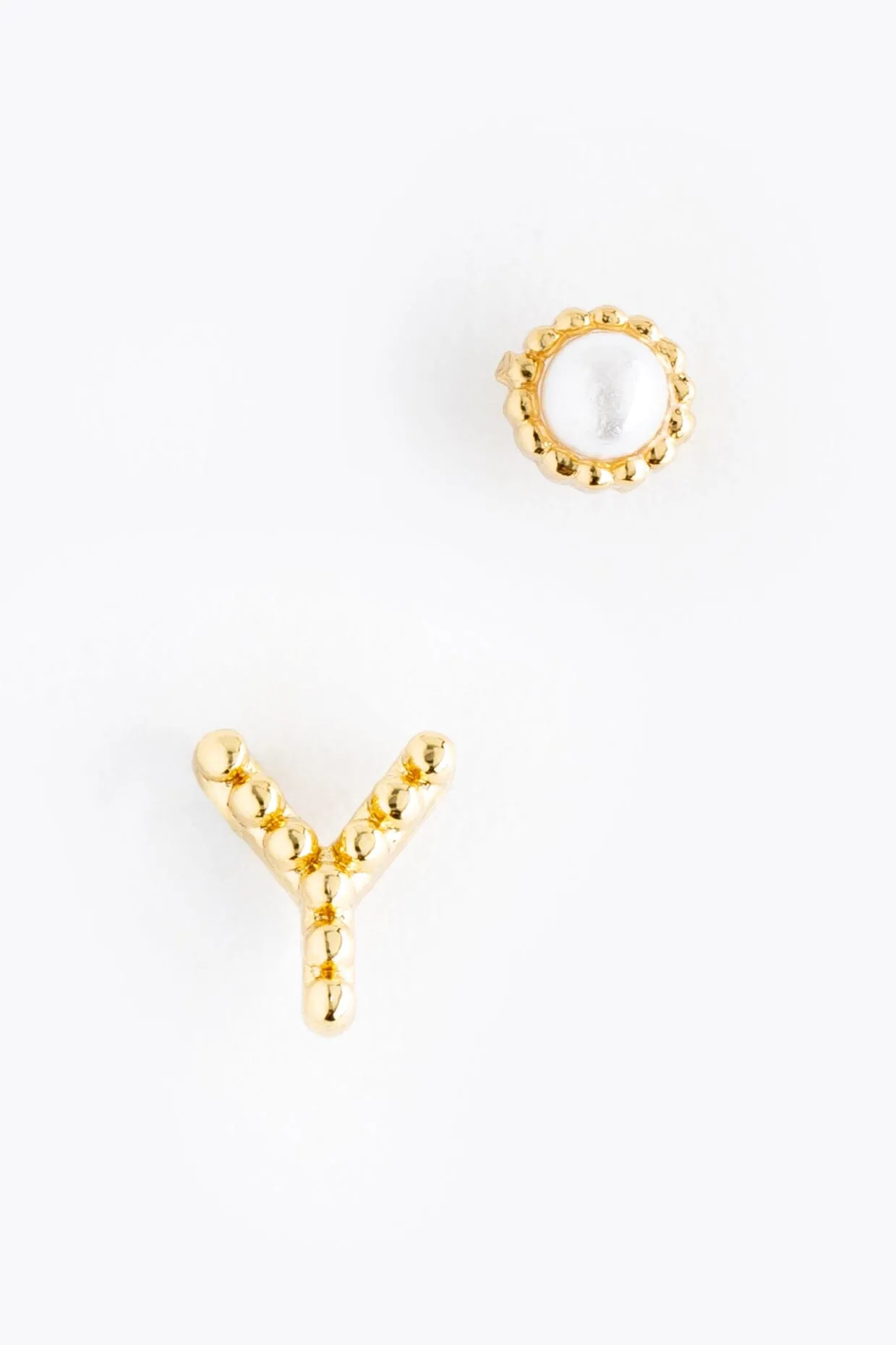 Pearl Y Ball Stud Earrings