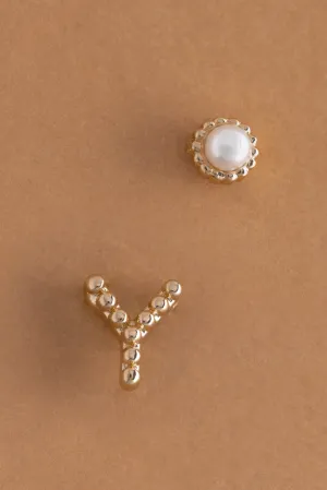 Pearl Y Ball Stud Earrings