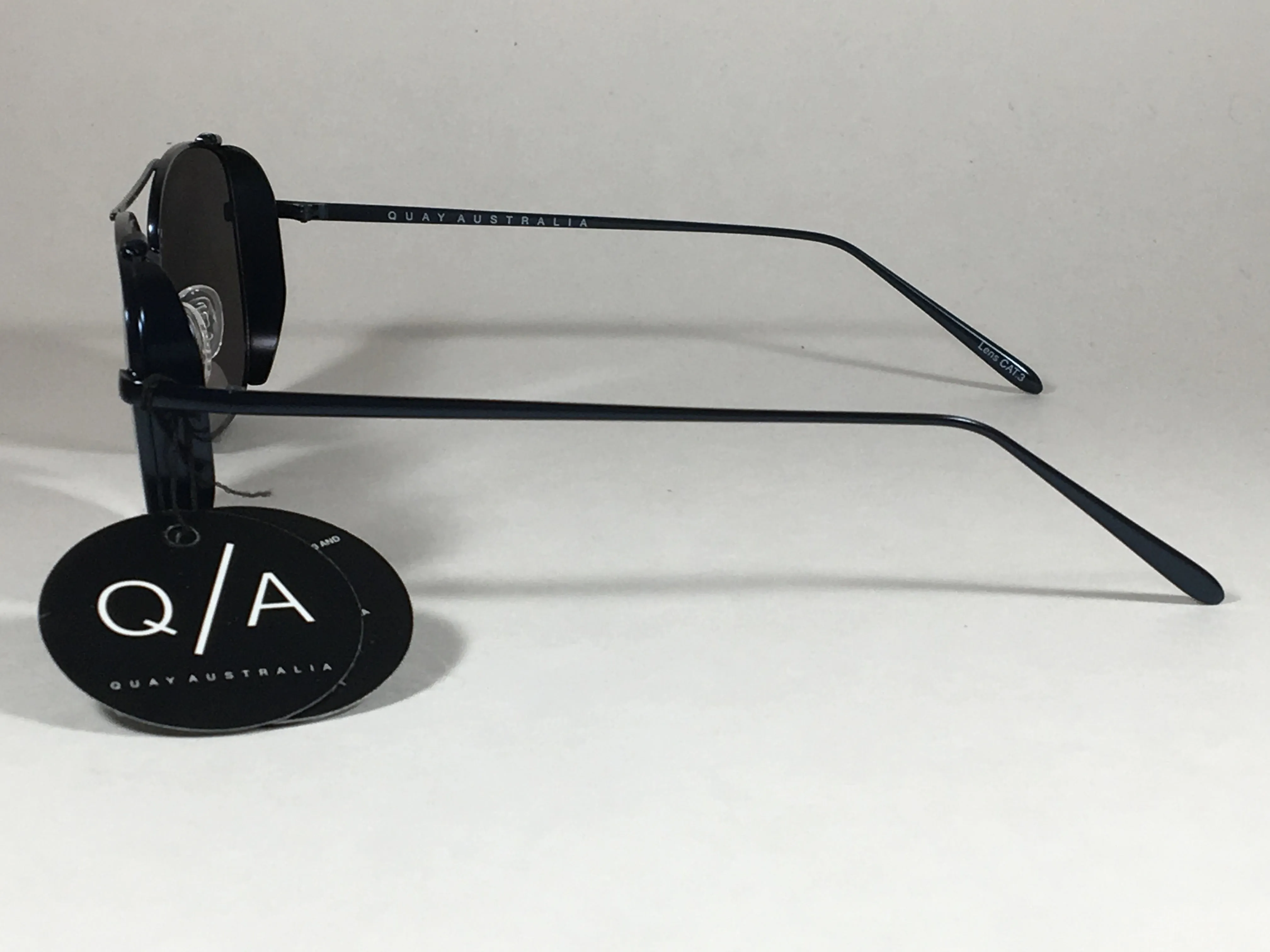 Quay Weekend Warrior Pilot Sunglasses Aviator Dark Navy Metal Silver Mirror Lens QM000198 NVY/SLV