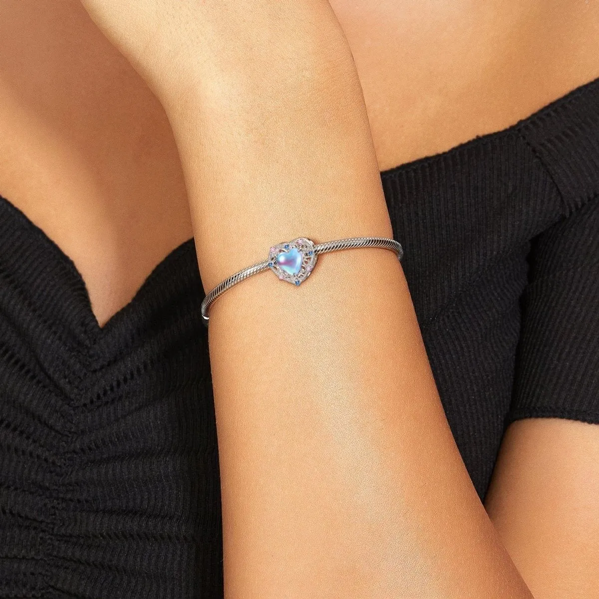 Radiant Heart Filigree Charm