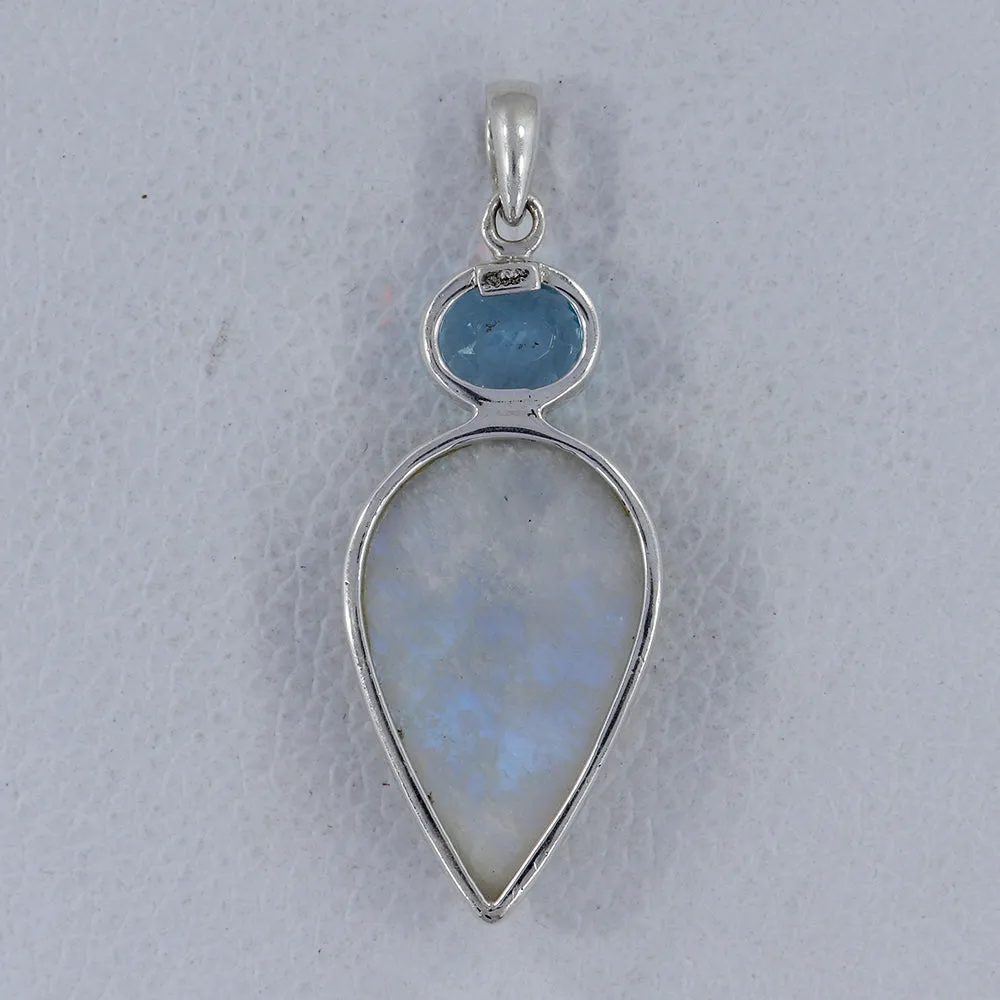 Rainbow Moonstone 925 Silver Pendant