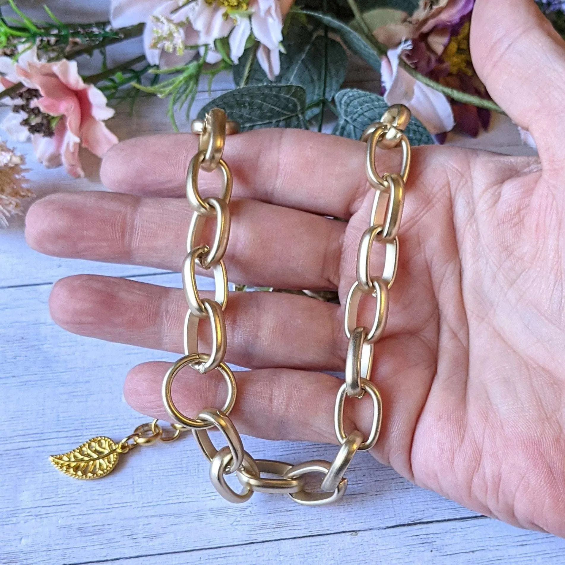 Shiny Gold Matte Oval Link Necklace, 18.5 inch