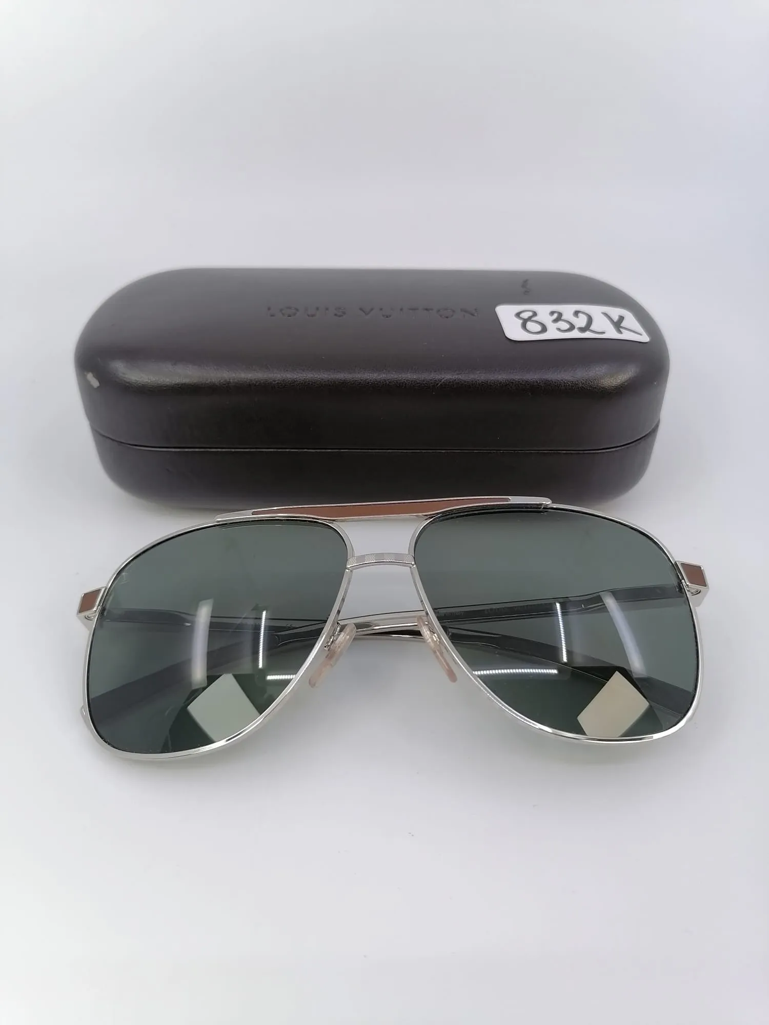 Silver Tone Metal Pilot Persuasion U Sunglasses