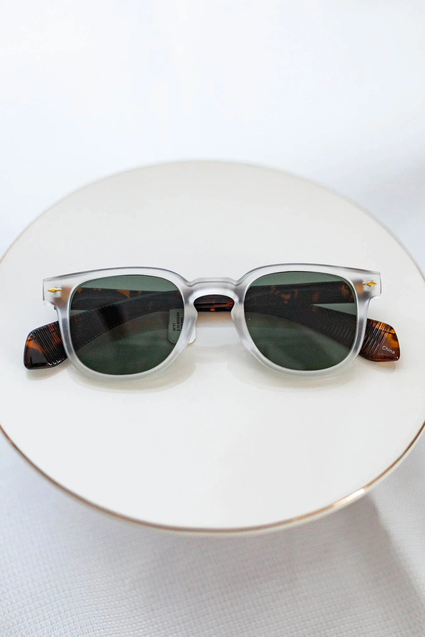 Stylish Assorted Sunglasses, VARIOUS