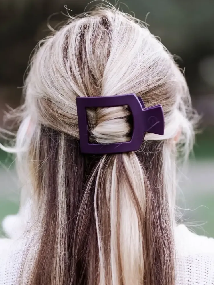 Teletie Medium Flat Square Clip - Burgundy Bliss